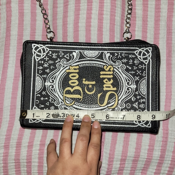 Black Book of Spells Purse - Picture 9 of 9